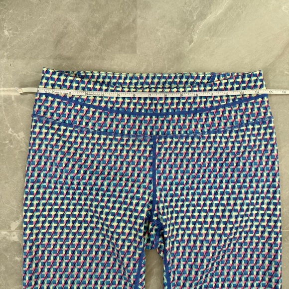 Women’s Athleta Vivid Sonar Ombre Capri Workout Athletic Leggings Size Medium - Picture 13 of 16
